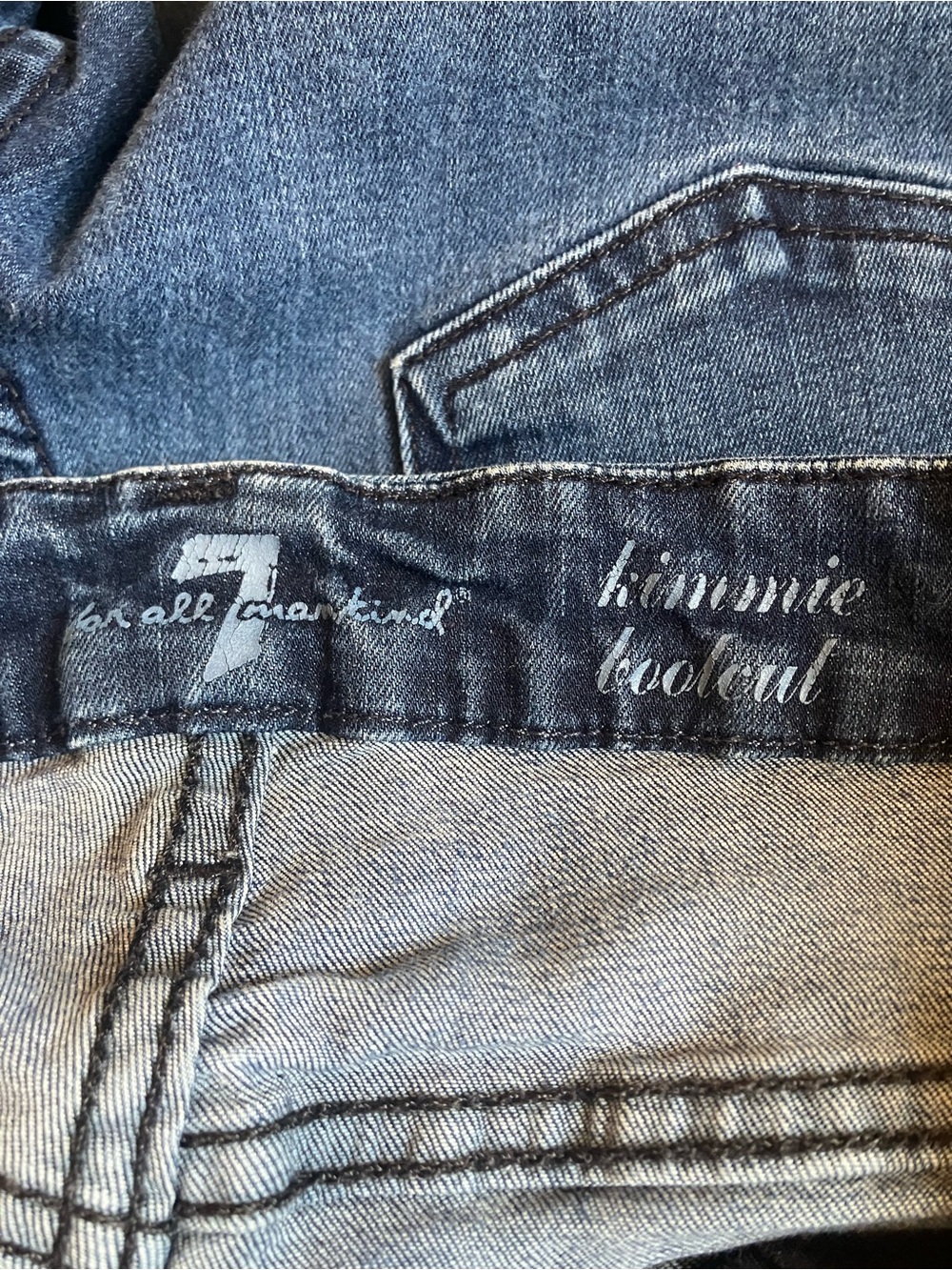 7 For All Mankind Kimmie Bootcut Dark Blue Jeans Size 30 - Picture 4 of 8
